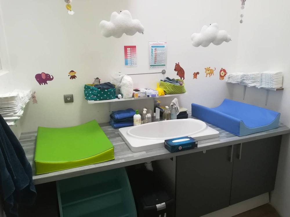 Votre micro-crèche A Petits Pas d’Angers Lafayette -salle de bain